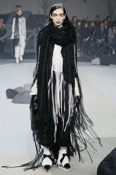 Look 43
